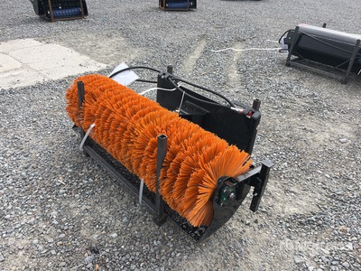 2025 GIYI SE61 Sweeper スキッドステア付属部品 (Unused)