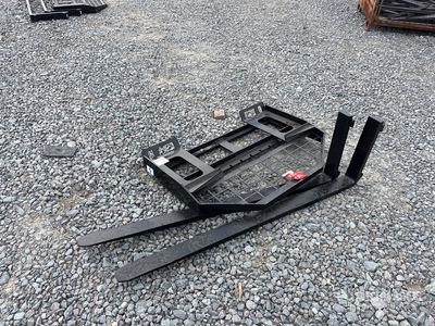 2025 GIYI GY-DHC Skid Steer Forks (Unused)
