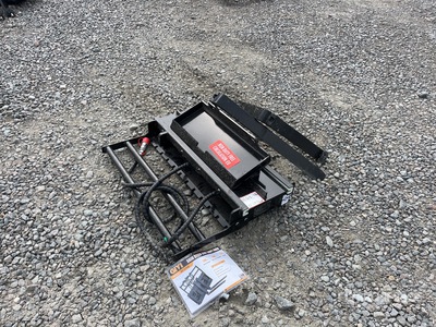 2025 GIYI CYHC Mini side shift forks スキッドステア付属部品 (Unused)