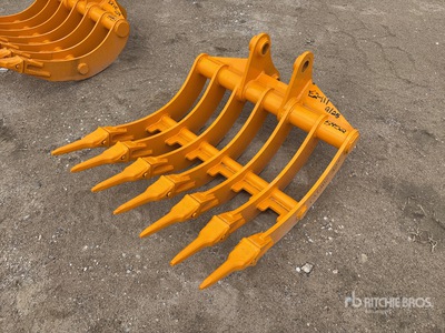 2025 GIYI 32 in Excavator Rake - Fits Cat 305 (Unused)