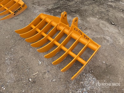 2025 GIYI 44 in Excavator Rake - Fits Cat 305 (Unused)