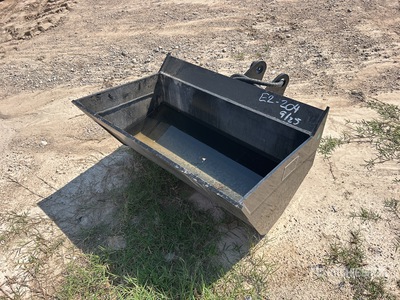 2025 GIYI D5T 36 in Hydraulic Tilting Excavator Bucket (Unused)