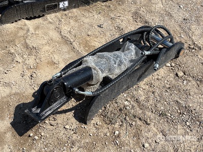 2025 GIYI GY-XJ3T 11 in Hydraulic Excavator Thumb - Fits Cat (Unused)