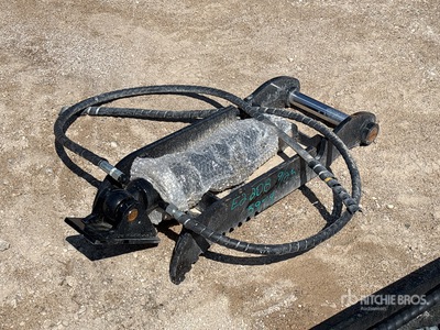 2025 GIYI GY-XJ5T 12 in Hydraulic Excavator Thumb - Fits Cat (Unused)