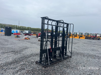 2025 GIYI HBC85 Hay Bale Collector リコンディショナー (Unused)