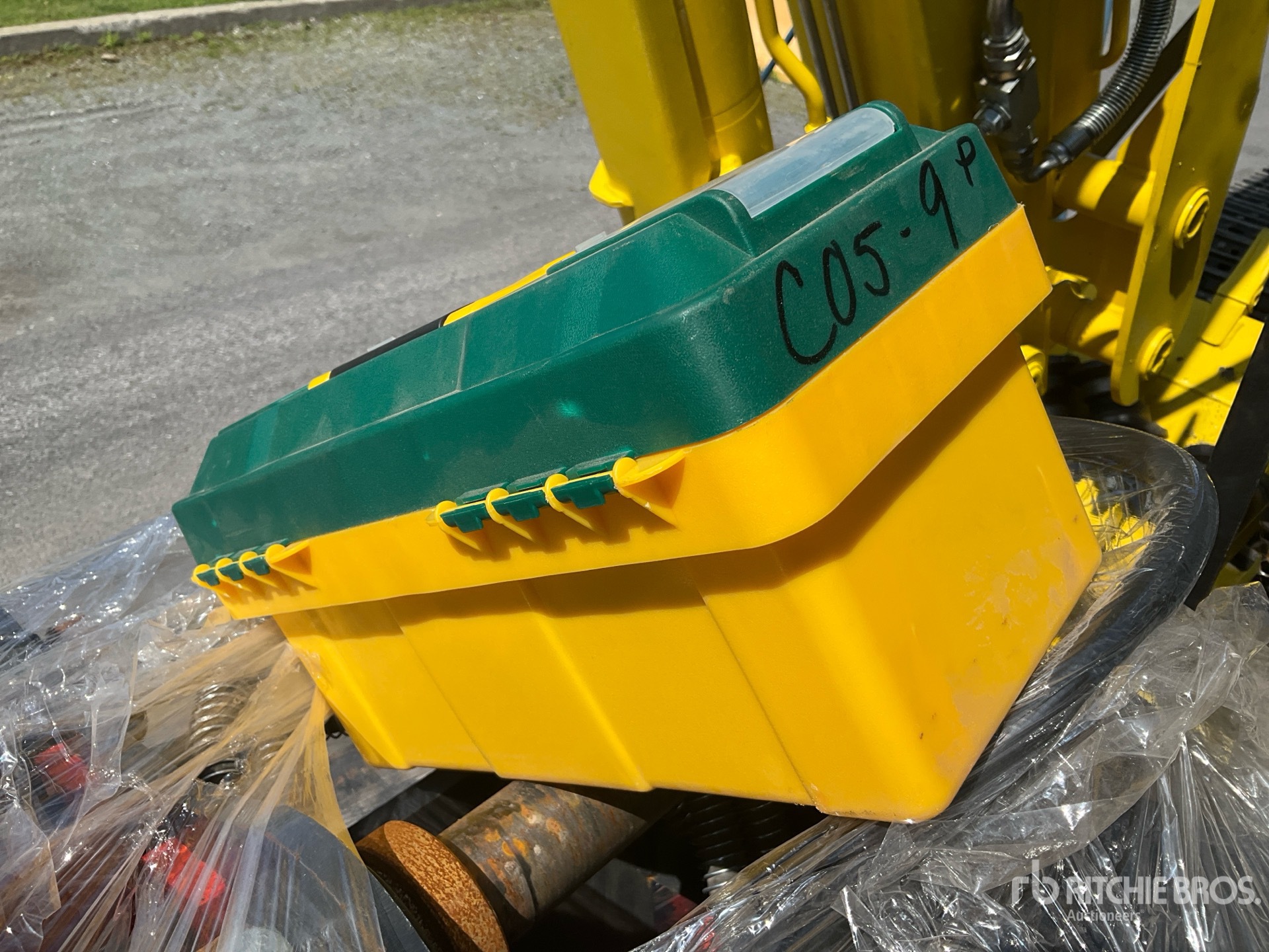 2025 Rotating Excavator Bucket (Unused)