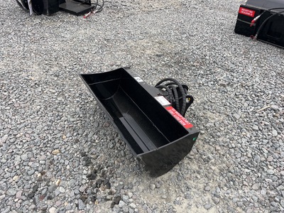 2025 GIYI D3T 830 mm Hydraulic Tilting Excavator Bucket (Unused)