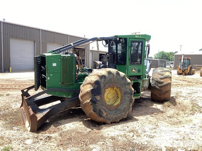2020 John Deere 848L-II 4x4 Rückezug