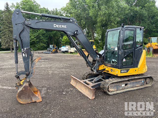 EXCAVADORA 2022 JOHN DEERE 60G