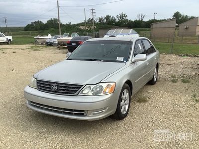 2003 Toyota Avalon XL Sedan