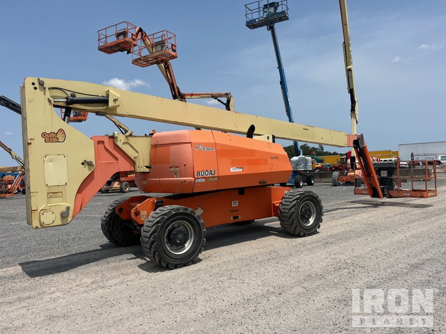 ELEVADOR ARTICULADO 2013 JLG 4WD 800AJ