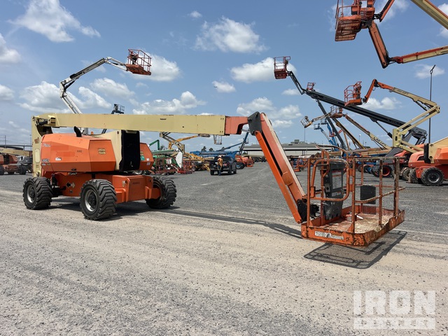 ELEVADOR ARTICULADO 2013 JLG 4WD 800AJ
