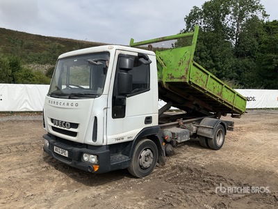 2012 Iveco Eurocargo 75E16 4x2 Camión Portacontenedores
