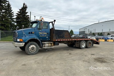 2006 Sterling LT9500 6x4 Camion à Plateau