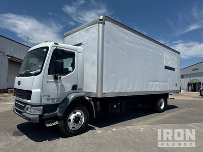 2015 Peterbilt 220 4x2 COE Kastenwägen