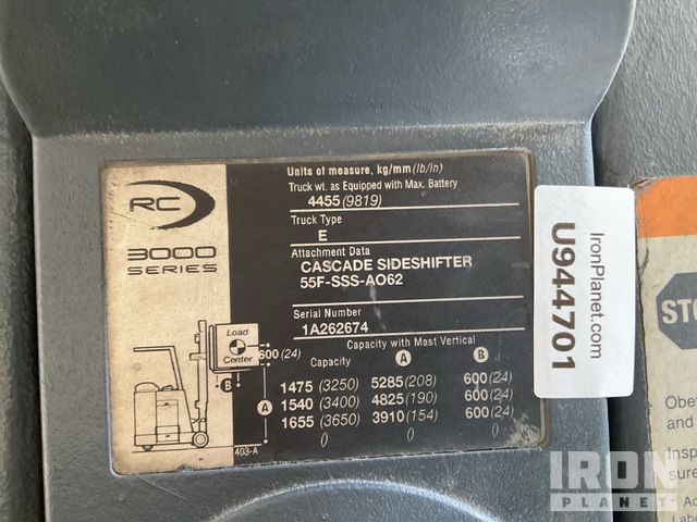 MONTACARGAS ELéCTRICO CROWN RC3000SERIESE