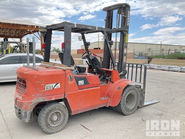 MONTACARGAS NISSAN F04D40H