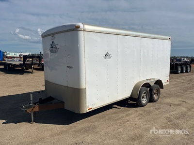 2010 Cargo Mate 16 ft T/A Remorque fermée