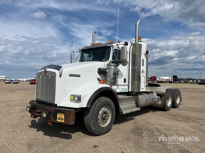 2009 Kenworth T800 6x4 T/A Sleeper Truck Tractor