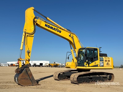 2017 Komatsu PC240-LC-11 Kettenbagger