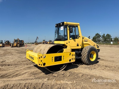 2013 Bomag BW 211 D-50 Smooth Drum Compactor