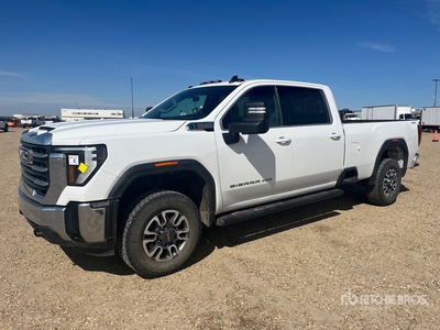 2024 GMC Silverado 3500HD SLE 4x4 Crew Cab Pickup