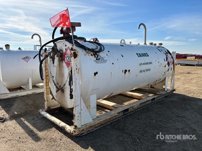 2011 Clemmer 4500 L Skid Mounted Steel Gasoline Fuel Tank