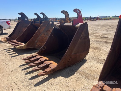 Brandt 48 in Q/C Digging Excavator Bucket - Fits John Deere 350G