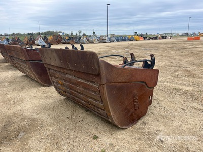 CWS 72 in Q/C Hydraulic Tilting Excavator Bucket - Fits Hitachi ZX350