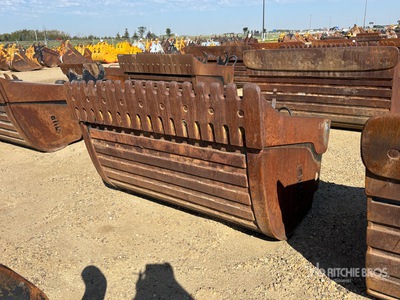 CWS 72 in Q/C Hydraulic Tilting Excavator Bucket - Fits 300 Series