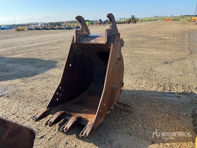 WBM 32 in Q/C Digging Excavator Bucket