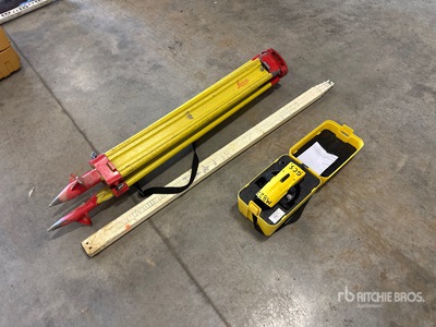 2022 Leica NA324 Automatic Level Laser Level