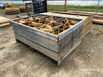 Quantity of (3) Pallets of Zähne