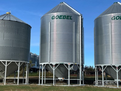Goebel +/- 4900 bu 5 Ring Hopper Grain Bin