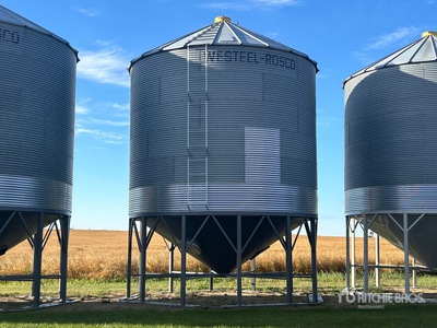 Westeel-Rosco +/- 4400 bu 6 Ring Hopper Grain Bin