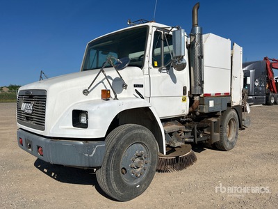 2000 Freightliner FL70 Sweeper Truck