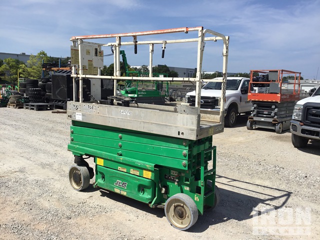 ELEVADOR TIJERA 2014 JLG 2630ES