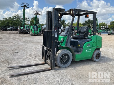 2016 Mitsubishi FG25NLP 4600 lb Pneumatic Tire Forklift