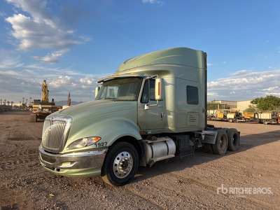 2010 International Prostar LF627 6x4 Ciągnik siodłowy T/A z kabiną sypialną