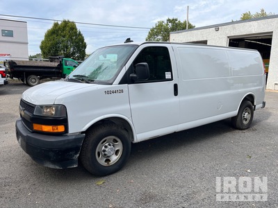 2018 Chevrolet EXPRESS 3500 Cargo Van