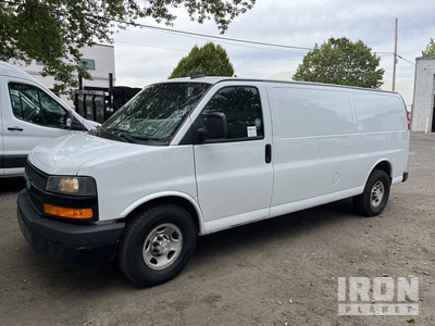 2018 Chevrolet EXPRESS 3500 Cargo Van