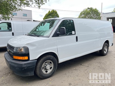 2018 Chevrolet EXPRESS 3500 Cargo Van