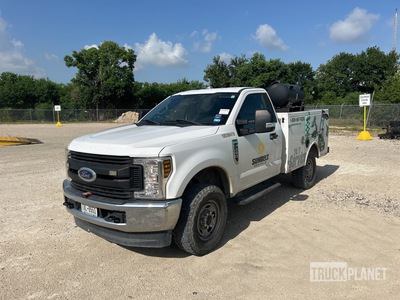 2019 Ford F-250 XL 4x4 Camion de servicios