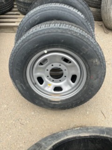 Quantity of (3) General GRABBER LT275/65R18 Tires