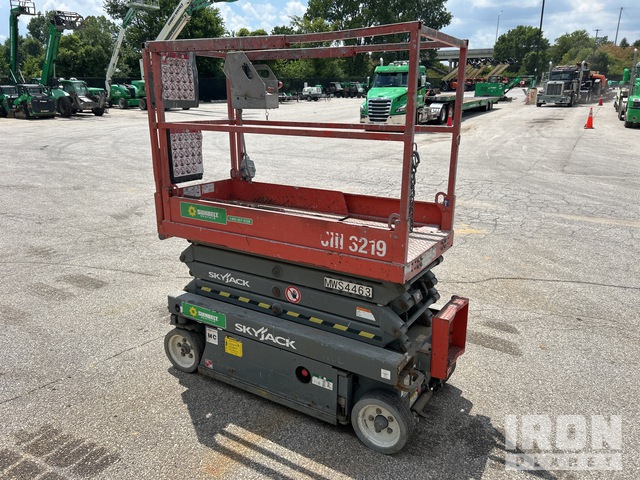ELEVADOR TIJERA 2016 SKYJACK SJIII3219