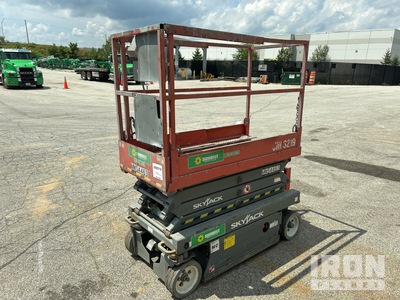 2016 Skyjack SJIII-3219 Electric Scissor Lift