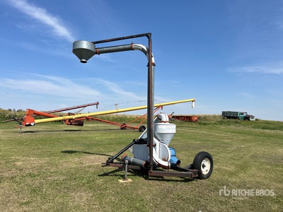 Kongskilde SUC300TR 穀物用バキューム装置