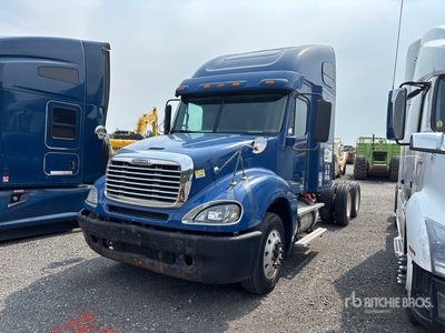 2007 Freightliner Columbia 120 6x2 T/A Sleeper Truck Tractor (Inoperable)