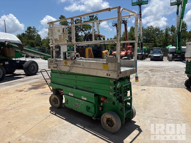 ELEVADOR TIJERA 2014 JLG 2630ES