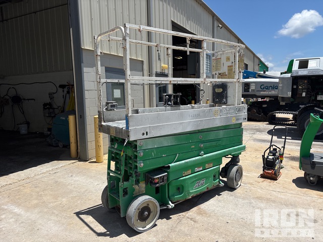 ELEVADOR TIJERA 2014 JLG 2630ES